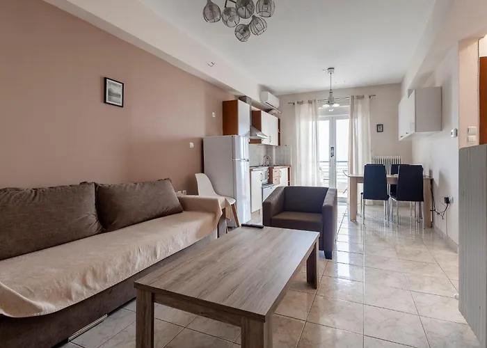 Estia Central Apt. With Parking