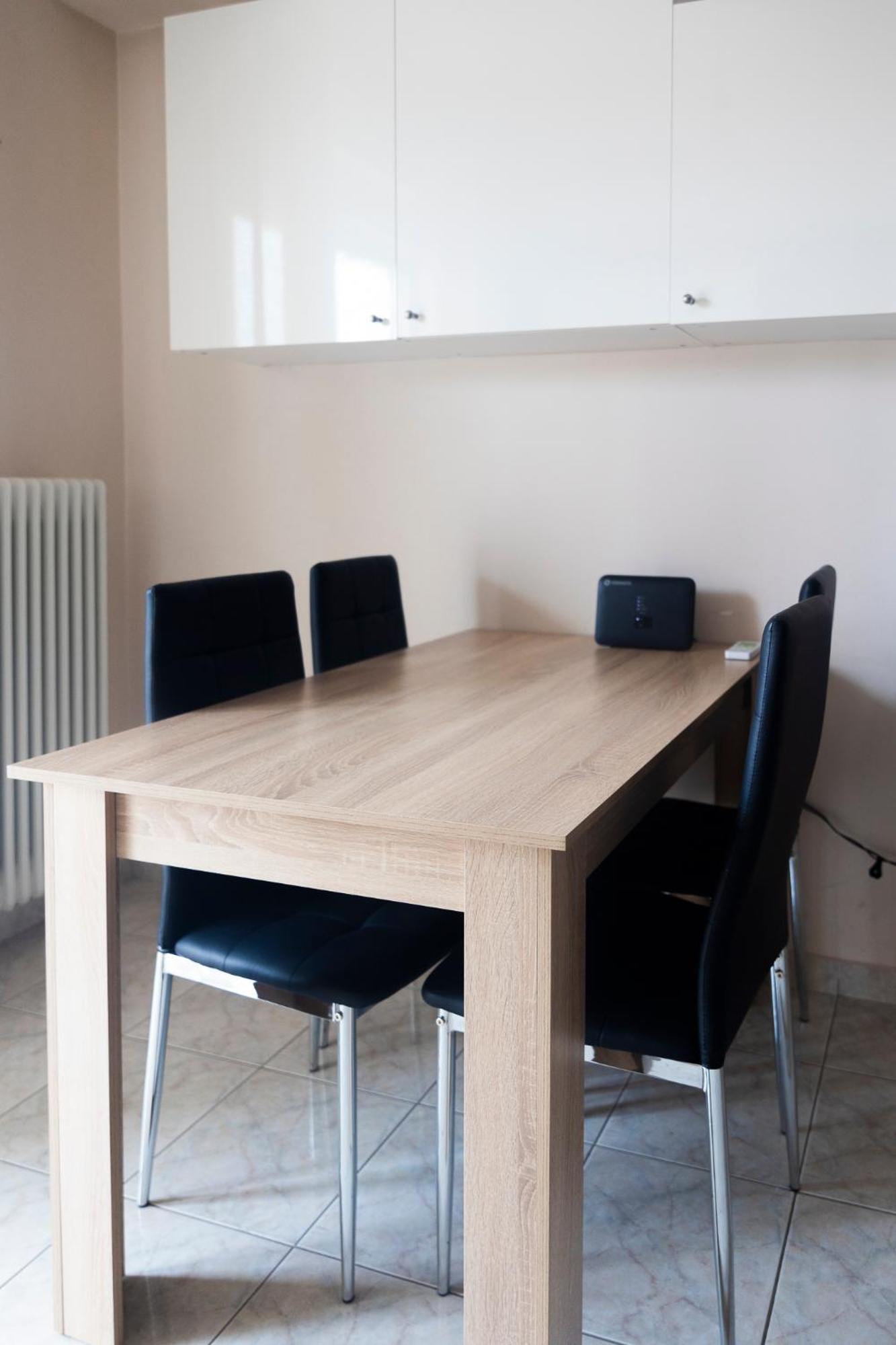 Estia Apt. With Parking Apartment